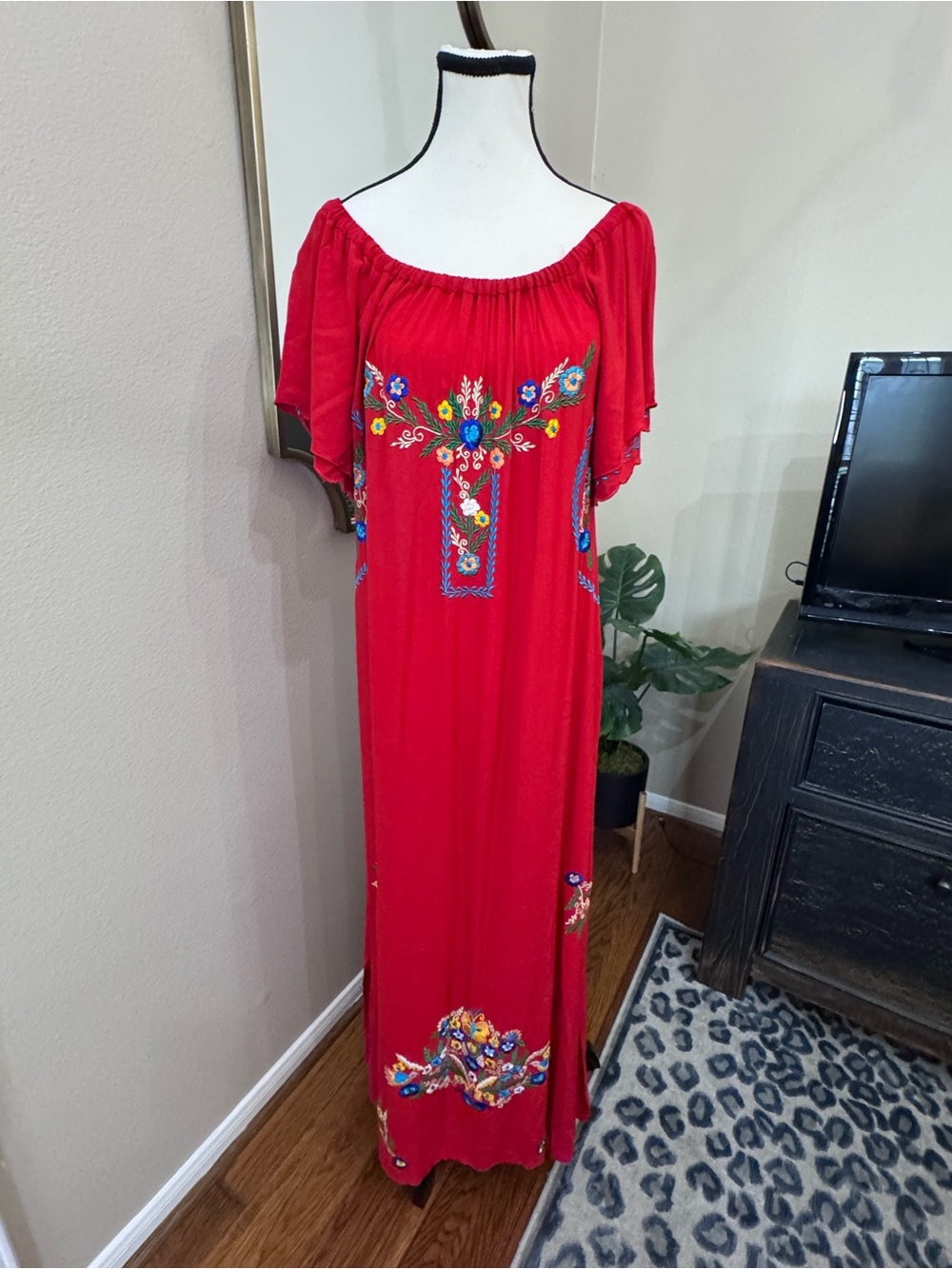 Back From Bali Red Embroidered Off Shoulder Maxi Dress L